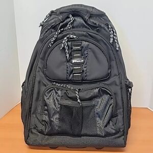 Targus Travel Bag with Wheels and pull up handle